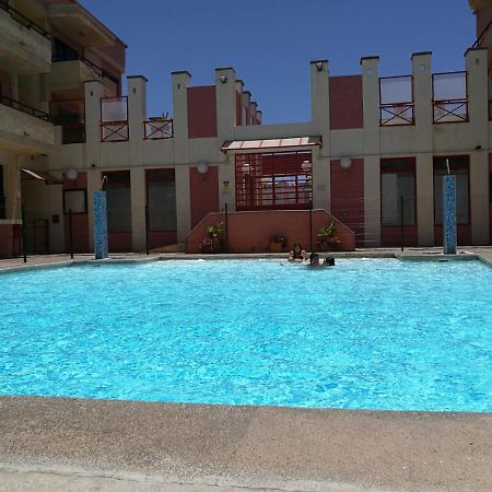 Arinaga Beach & Pool Apartment エクステリア 写真