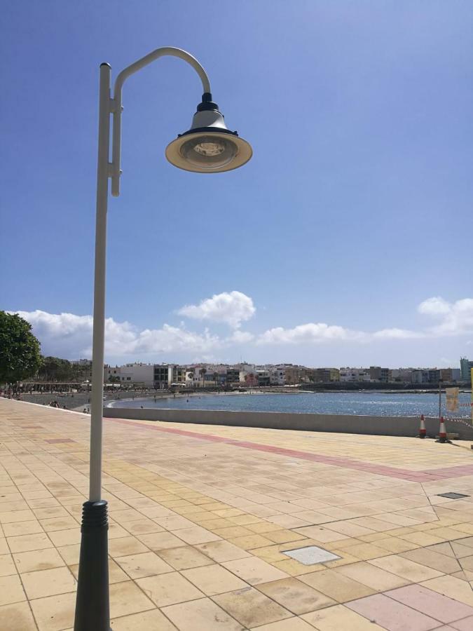 Arinaga Beach & Pool Apartment エクステリア 写真